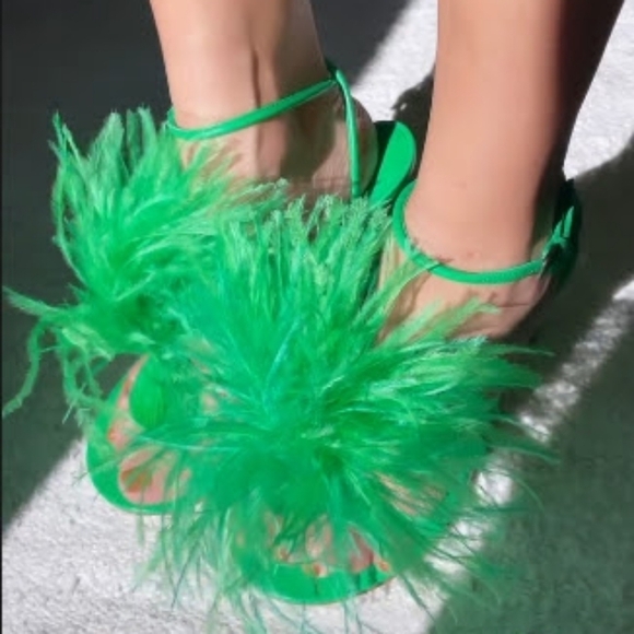 NEW Bottega Veneta Authentic Dot Green Feather Sandal Heels Size EU 38 - Picture 16 of 16